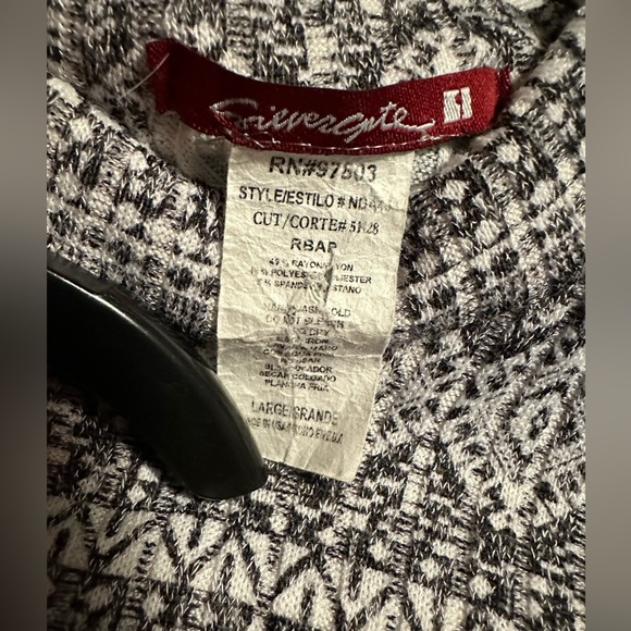 Silver Gate Dress - Picture 3 of 4